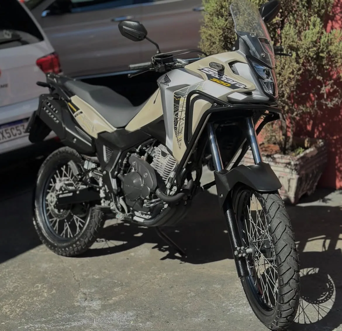 Honda Sahara Adventure 300 ABS 2025