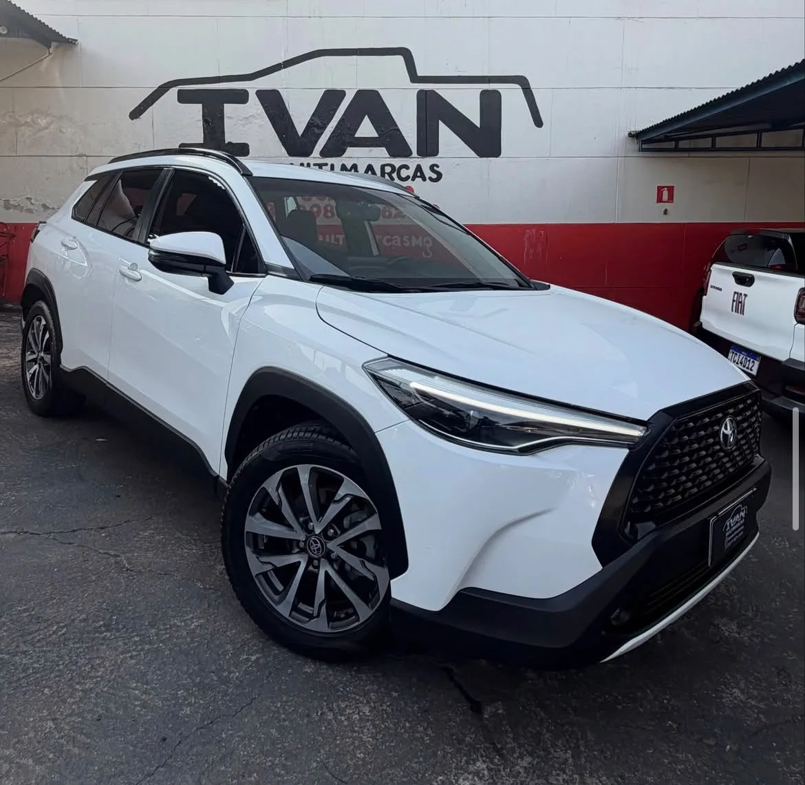 Toyota Corolla Cross XRE 2022 Automatico - IVAN MULTIMARCAS