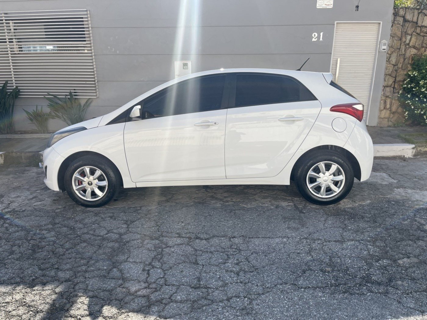 HYUNDAI HB201.0 COMFORT 12V FLEX 4P MANUAL 2015