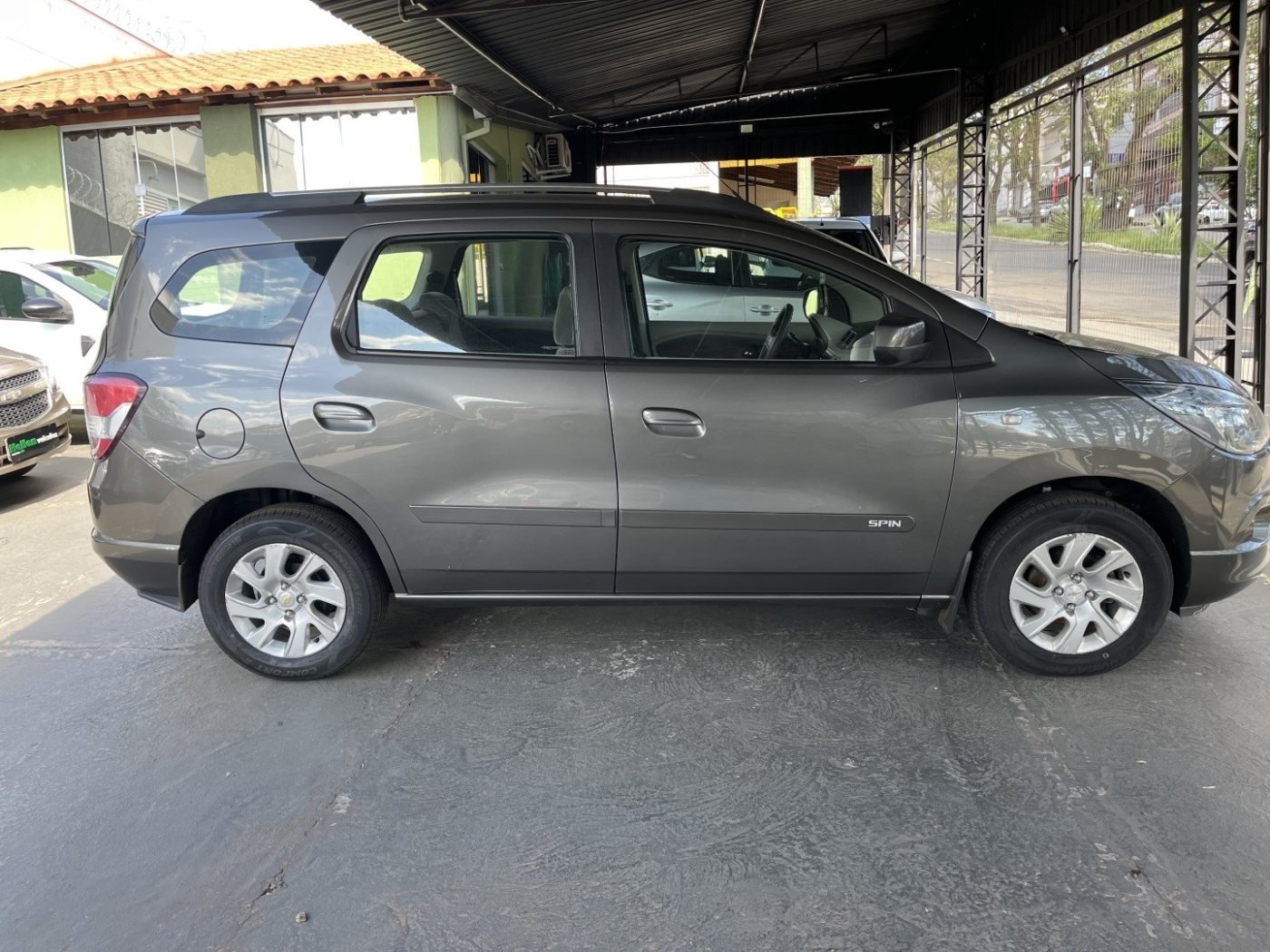 CHEVROLET SPIN1.8 LTZ 8V FLEX 4P MANUAL 2013