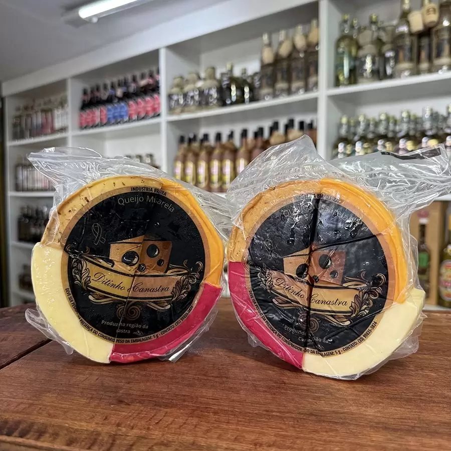 Queijo Napolitano (vinho, natural, temperado, defumado)
