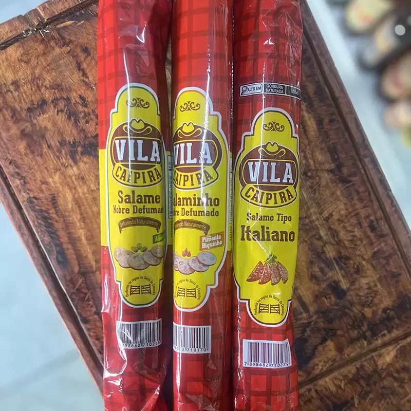 Salame Vila Caipira sab (Azeitona, Pimenta Biquinho, Pimenta Calabresa, Limão)